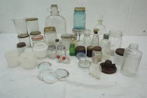 lot 27 image: Vintage Jars and Perfume Bottles