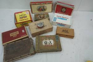 lot 35 image: Lot Of Empty Vintage Cigar Boxes