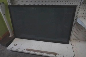 lot 103 image: 54 Panasonic TV with wall mount
