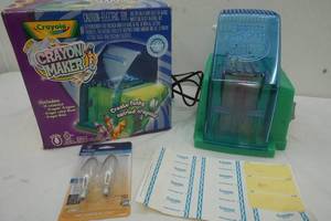 lot 109 image: Crayola Crayon Maker