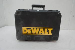 lot 122 image: Like New Dewalt 6.5 Circular saw