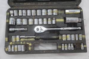lot 174 image: Socket set with case (almost complete)
