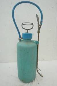 lot 188 image: 2.5 Gallon Sprayer