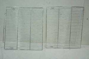 lot 209 image: Pair of Wire Metal Racks