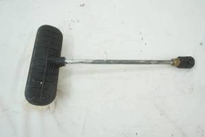 lot 211 image: Cleaning Brush (watering Hose hookup)
