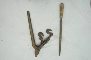 lot 221 image: Hand Tools