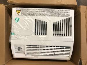 5,800 BTU Window Air Conditioner  Customer Returns See Pictures