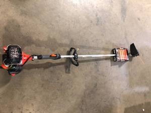 ECHO 21.2 cc Gas 2-Stroke Straight Shaft String Trimmer Customer Returns See Pictures