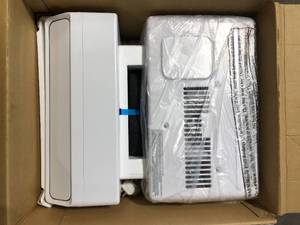 lot 3 image: Midea 8,000 BTU 115-Volt U-Shaped Smart Inverter Window Air Conditioner Wi-Fi, for up to 350 sq. ft. Customer Returns See Picture