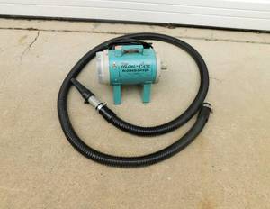 lot 71 image: Mini-Circ Blower-Dryer Professional Dog Groomers Dryer