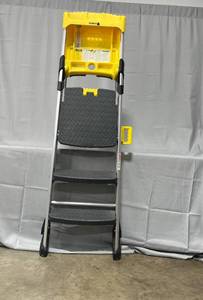 lot 6 image: Cosco Ladder 59 Standing Level