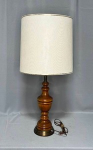 lot 22 image: VTG Wooden Base Table Lamp w Ivory Shade & Gold Trim
