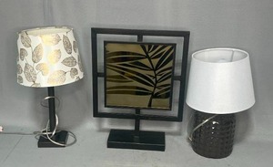 lot 42 image: Two Table Top Lamps and Metal & Glass Leafy Design on Stand