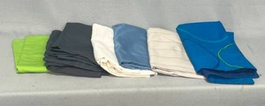 lot 45 image: Assortment of Standard Pillow Cases & 1 Sham