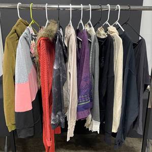 lot 171 image: Lot of Womens SweatersSweatshirts inc Old Navy, Cellabie and More Sz. XS-XL