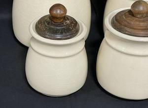 lot 195 image: VTG 4PC Stoneware Canister Set