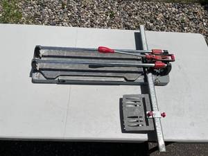 lot 20 image: Rubi TR 600-S Tile Cutter