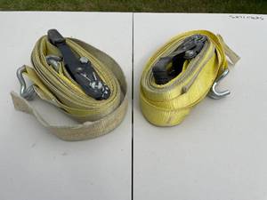 lot 55 image: Lot of 2 Husky Ratchet Straps - 3333 lbs Capacity
