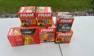 lot 33 image: Lot of 8 FRAM Extra Guard & Tough Guard Oil Filters