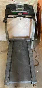 lot 161 image: Pro-Form XP 542e Treadmill