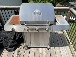 lot 172 image: Grillpro Stainless Steel Gas Grill