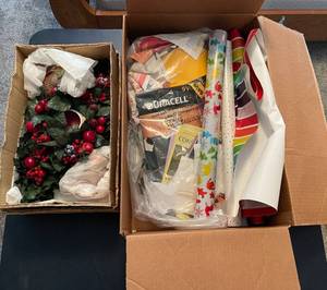 lot 176 image: Mixed Lot of Holiday Decorations and Gift Wrap Supplies
