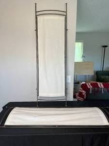 lot 93 image: 3 Metal Privacy Screen Panels w White Fabric
