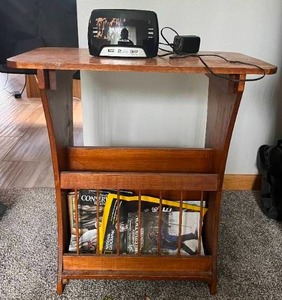 lot 108 image: Wooden Magazine Holder & Digital Clock