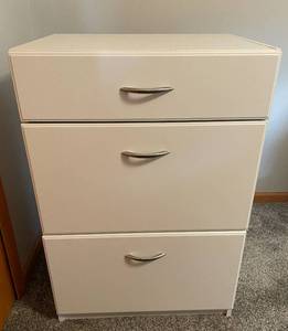 lot 186 image: 3-Drawer White Storage Cabinet