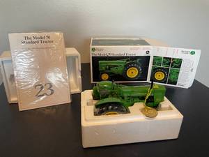 lot 201 image: John Deere Precision Classics Model 70 Standard Tractor Die-Cast Replica