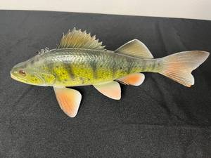 lot 119 image: Yellow Perch Fish Decoy 9.5