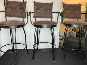 lot 231 image: Set of 3 Metal Frame Swivel Bar Stools with Brown Cushions