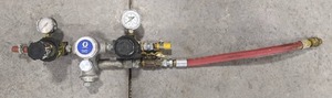lot 8E image: Graco Pump Evenflo Pressure Control Valve with Parker 07R315AC Prep-Air II FRL Regulators C