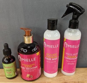 lot 78F image: New Mielle Organics Rosemary Mint Scalp & Hair Strengthening Oil Curl Smoothie with Pomegranate and Honey Avocado Hair Milk White Peony Leave-In Conditioner Package Retail $47.08 I