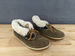 lot 90F image: Sperry Shoes Womens Size 8 N