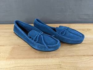 lot 45G image: Minnetonka Hardsole Mocs Shoes Womens Size 8 Blue N