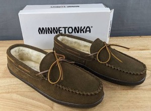 lot 38B image: New Minnetonka Moccasins Mens Size 13 Brown N