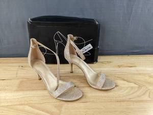 lot 135B image: Mysoft Strappy Heels Womens Size 7.5 Nude Gold L