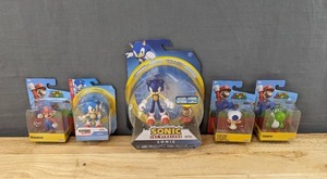 lot 71E image: Lot of 5 Brand New, Factory Sealed Jakks Pacific Nintendo Wave 44 Mario Mini Figures & Sonic the Hedgehog Figures F