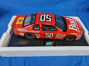 lot 25 image: New 1998 Budweiser 50th Anniversary Chevrolet Monte Carlo 118 Scale with COA