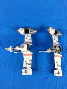 lot 35 image: The Last Jedi Resistance Ski Speeder