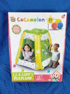 lot 156 image: New Cocomelon JJ & Codys Playland Set