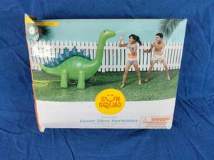 lot 176 image: New Sun Squad Giant Dino Sprinkler