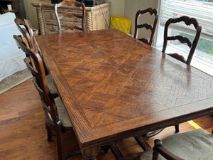 lot 5 image: Gorgeous Vintage Drexel Dining Room Table and Chairs Set