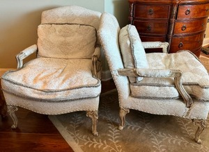 lot 6A image: Pair of Vintage Elegant Accent Arm Chairs