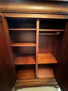 lot 38 image: Large Wooden Wardrobe Cabinet