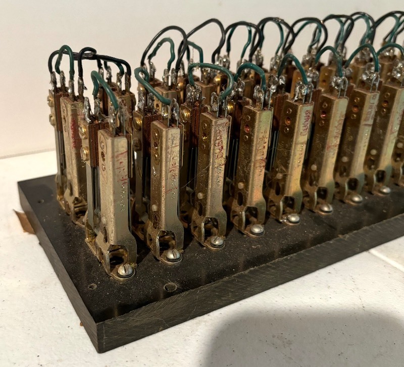 lot 195 image: Electronic Patch Bay