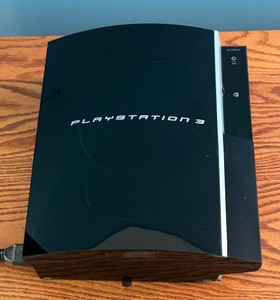 lot 35A image: Sony Playstation 3