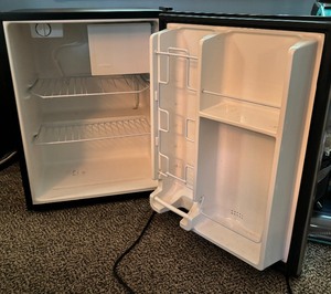 lot 79 image: Sanyo Mini Fridge