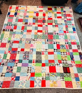 lot 113 image: Beautiful Vintage Patchwork Quilt with Multiple Patterns